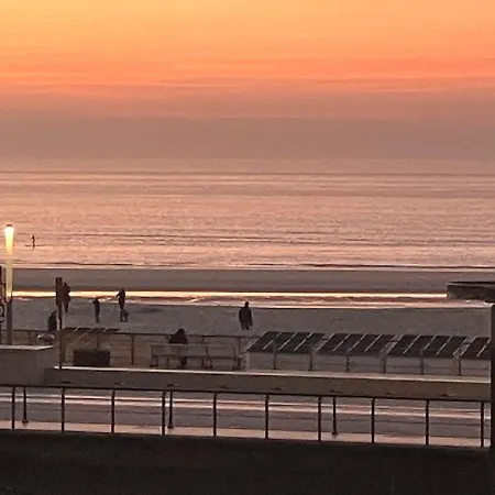 2 Bed With Sea View Oostende