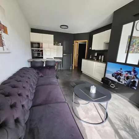 Appartement 2 Bed With Sea View *