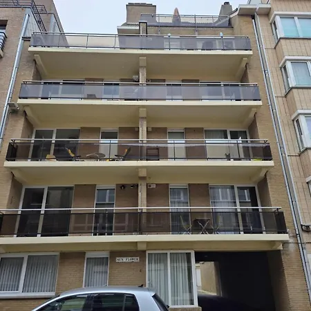 2 Bed With Sea View * Oostende